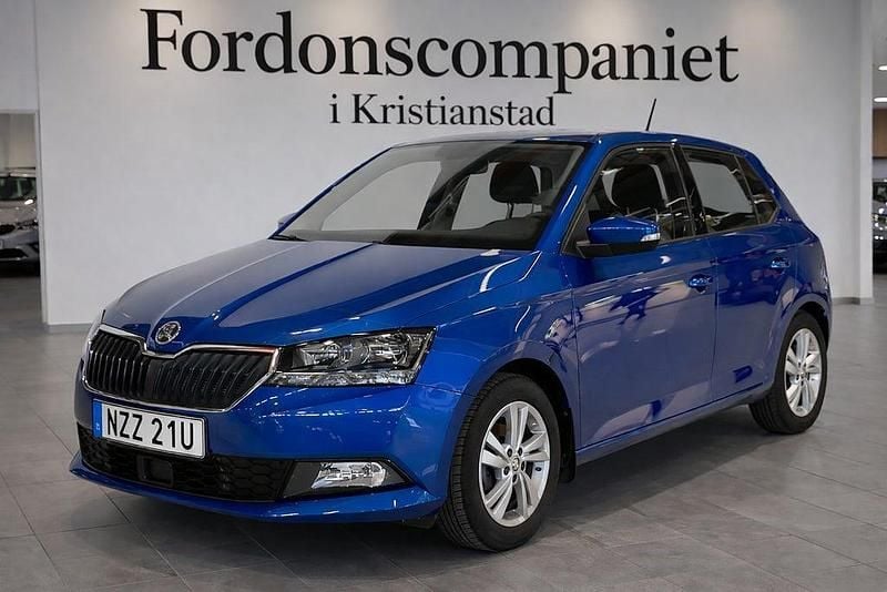Blå Begagnad 2019 Skoda Fabia Style Halvkombi | 109 900 kr (Marknadspris) - Bild 1/1