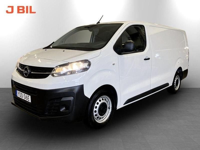 Begagnad Opel Vivaro Business 144 HK (105 kW) 2024 Vit Minibuss