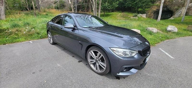 Grå Begagnad 2016 BMW 420 Gran Coupé M Sport Sportkupé | 210 000 kr (Marknadspris) - Bild 1/4