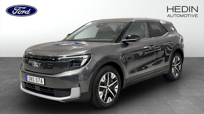 Grå (grey) Ny 2025 Ford Explorer Business Edition SUV | 509 000 kr (Marknadspris) - Bild 1/4