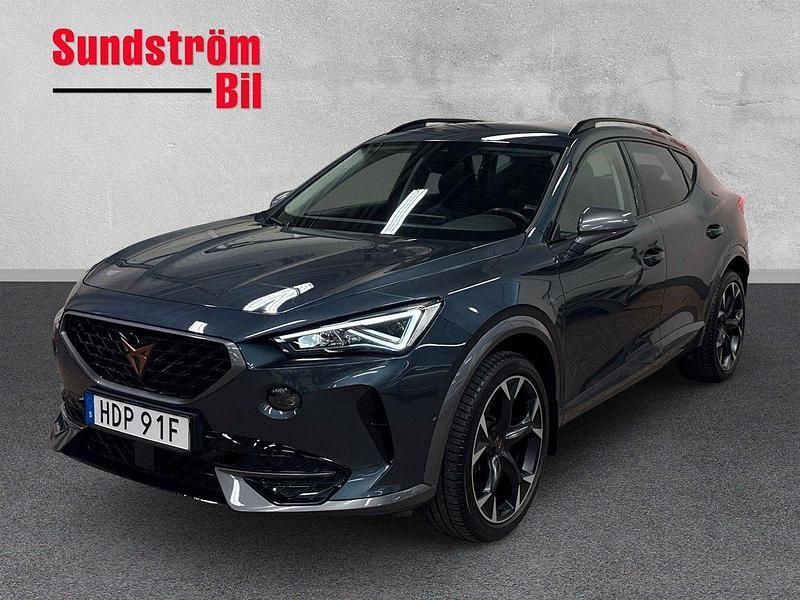 Grå Begagnad 2022 Cupra Formentor Limited Edition SUV | 264 900 kr (Marknadspris) - Bild 1/3