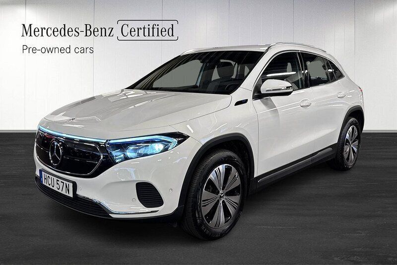 Vit Begagnad 2022 Mercedes EQA250 Progressive SUV | 399 000 kr (Bra pris) - Bild 1/4