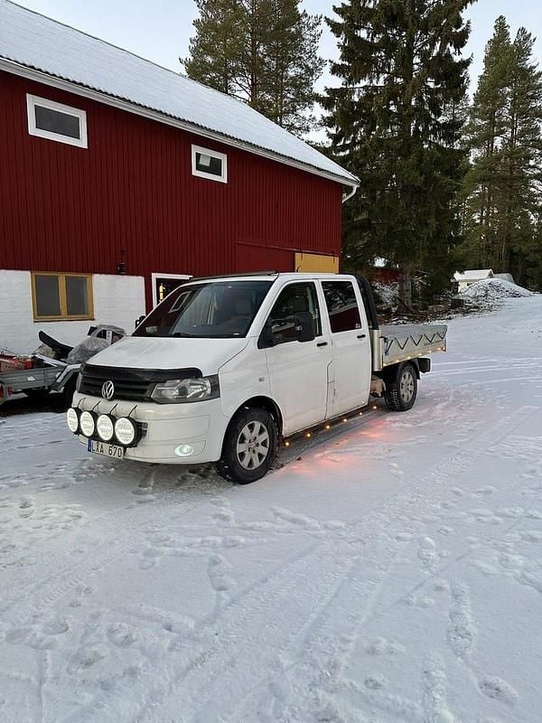 Vit Begagnad 2012 VW Transporter Van | 120 000 kr - Bild 1/4