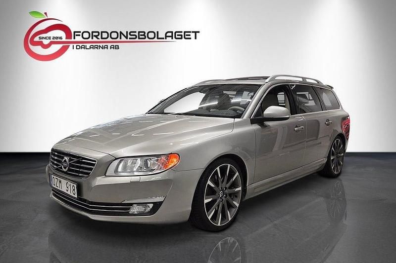 Ljusbrun Begagnad 2013 Volvo V70 Summum Kombi | 134 900 kr (Dyr) - Bild 1/4