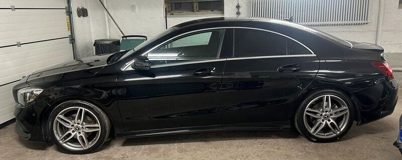 Svart Begagnad 2017 Mercedes CLA200 AMG Sportkupé | 164 900 kr (Bra pris) - Bild 1/4