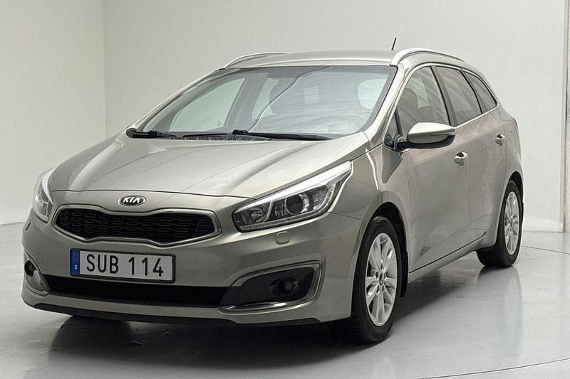 Grå Begagnad 2016 Kia Ceed Sportswagon Kombi | 109 800 kr (Bra pris) - Bild 1/4