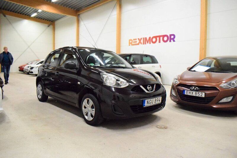 Svart Begagnad 2016 Nissan Micra Halvkombi | 74 900 kr (Dyr) - Bild 1/4