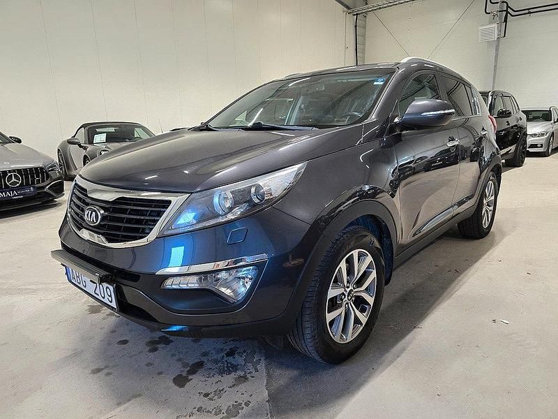 Grå (grå metallic) Begagnad 2013 Kia Sportage EX SUV | 94 500 kr (Marknadspris) - Bild 1/4