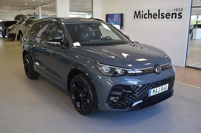 Grå Ny 2026 VW Tiguan Edition SUV | 630 900 kr (Dyr) - Bild 1/4
