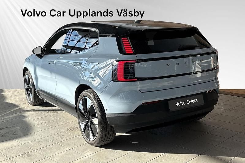 Begagnad Volvo EX30 Performance 319 kW (434 HK) 2023 Blå SUV