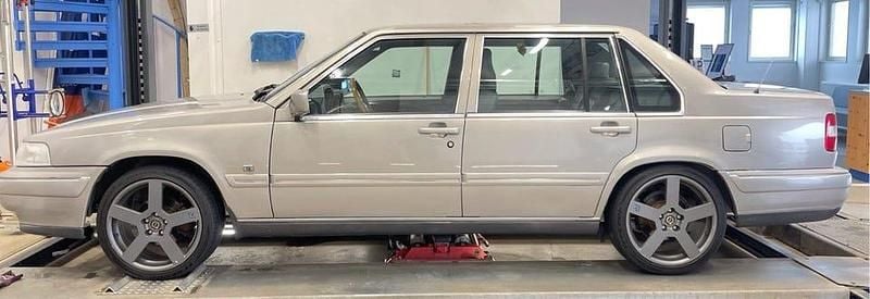 Begagnad 1995 Volvo 960 Sedan | 33 000 kr - Bild 1/4