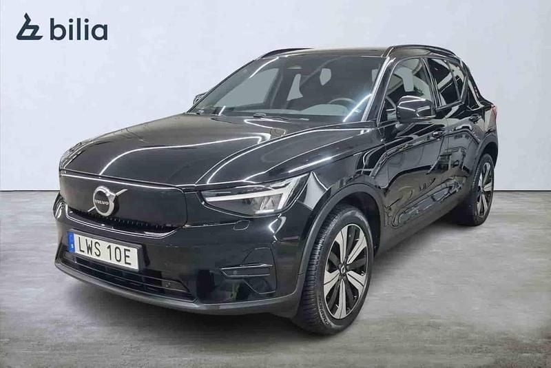 Begagnad Volvo XC40 Single Motor 175 kW (238 HK) 2023 Svart SUV