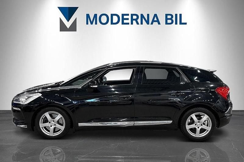 Begagnad Citroën DS5 163 HK (119 kW) 2012 Svart Halvkombi