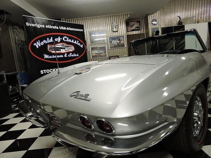 Begagnad Chevrolet Corvette Stingray 301 HK (221 kW) 1963 Gråmetallic Cab