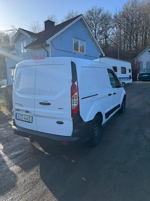 Begagnad Ford Transit Connect 75 HK (55 kW) 2019 Minibuss