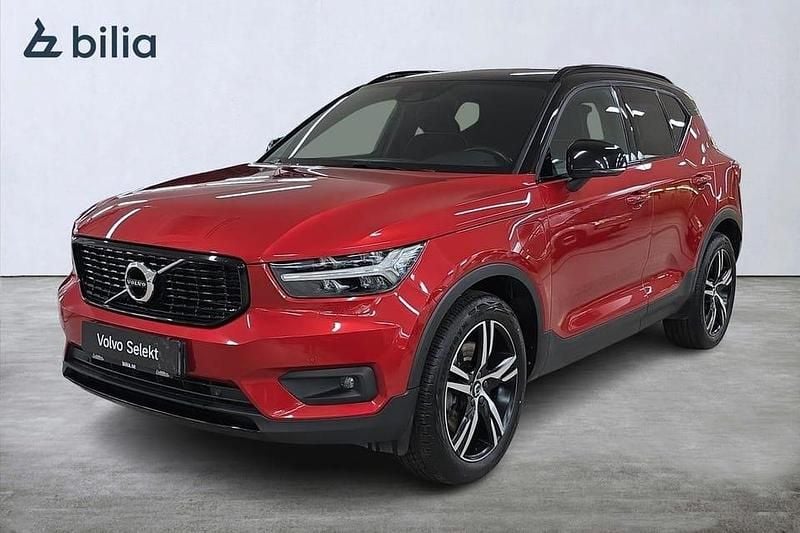 Röd Begagnad 2021 Volvo XC40 R-Design SUV | 309 000 kr (Marknadspris) - Bild 1/3