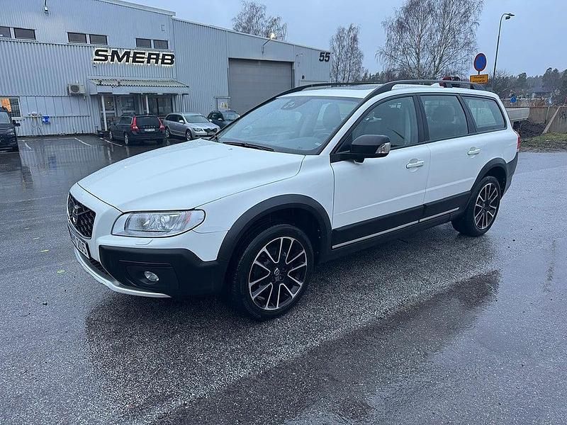 Begagnad Volvo XC70 Dynamic 181 HK (133 kW) 2014 Vit Kombi