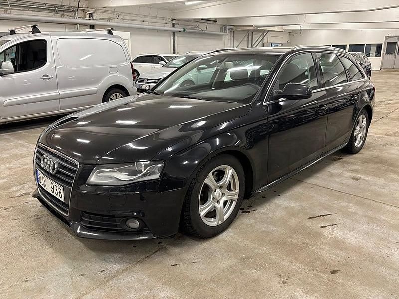 Svart Begagnad 2010 Audi A4 Sport Kombi | 49 900 kr (Marknadspris) - Bild 1/4