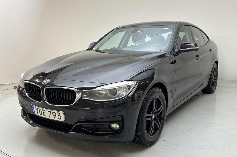 Svart Begagnad 2016 BMW 320 Gran Turismo | 120 000 kr - Bild 1/4