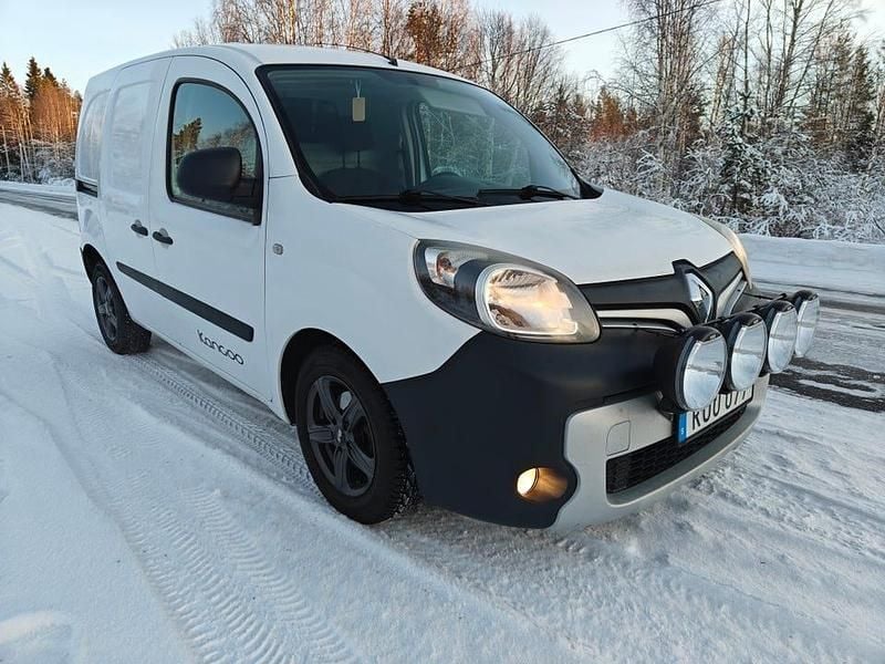 Begagnad Renault Kangoo 110 HK (80 kW) 2015 Minibuss