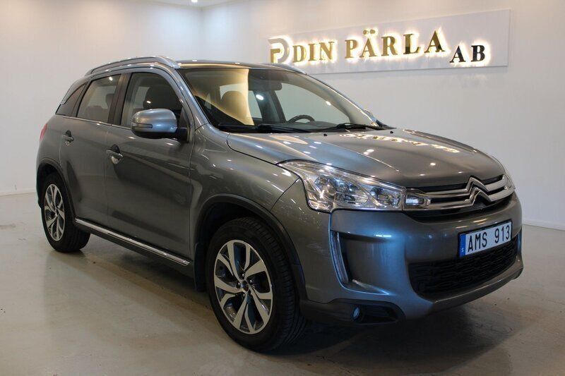 Grå Begagnad 2014 Citroën C4 Aircross SUV | 69 900 kr - Bild 1/4