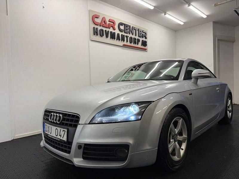 Begagnad Audi TT S-Line 170 HK (125 kW) 2008 Silver Sportkupé