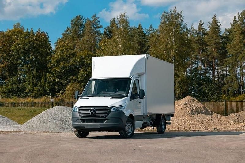 Ny Mercedes E-Sprinter 113 kW (154 HK) 2025 Vit (arktisk vit) Van