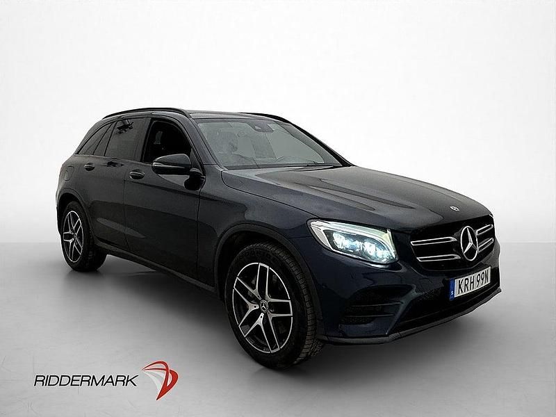 Begagnad Mercedes GLC250 204 HK (150 kW) 2019 Mblå SUV