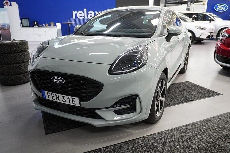 Cactus gray Begagnad 2024 Ford Puma ST-Line SUV | 239 800 kr (Bra pris) - Bild 1/1