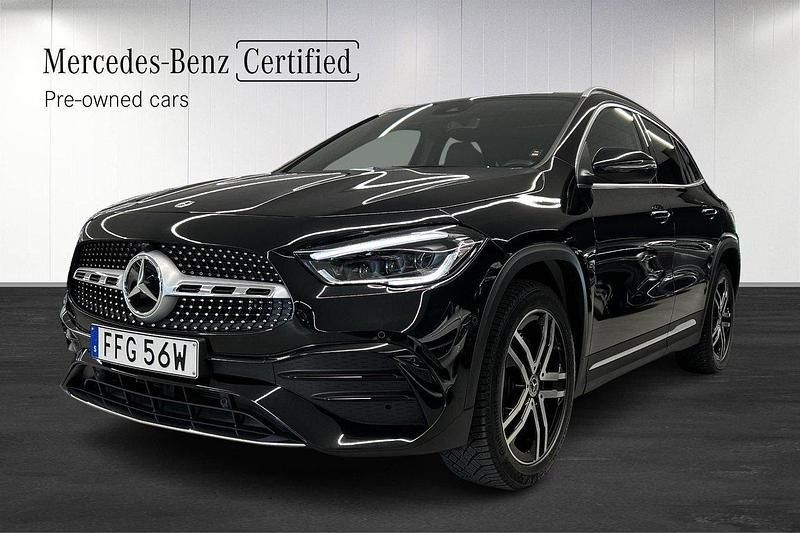 Svart Begagnad 2022 Mercedes GLA250 Premium SUV | 409 000 kr (Marknadspris) - Bild 1/4
