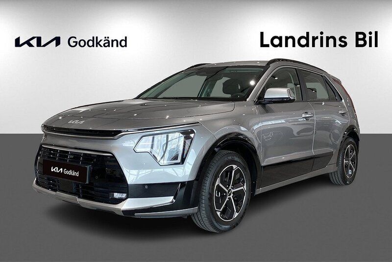 Grå (steel grey) Begagnad 2023 Kia Niro SUV | 329 000 kr (Marknadspris) - Bild 1/4