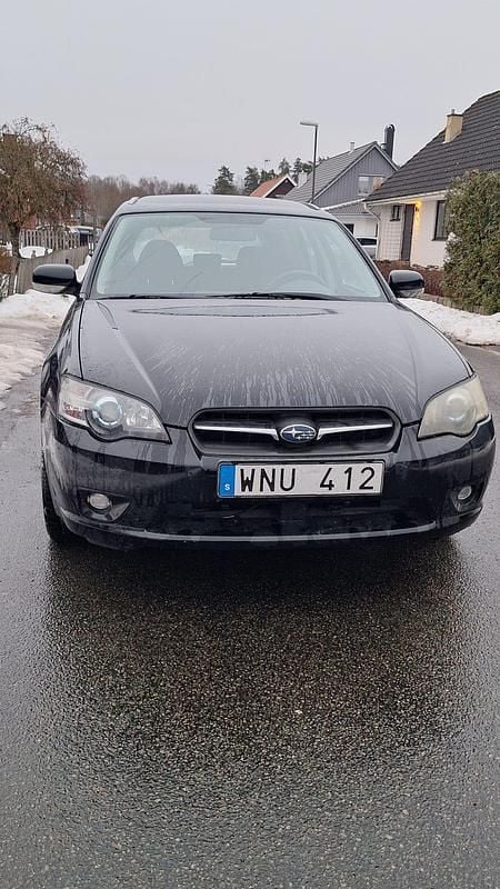 Begagnad Subaru Legacy 165 HK (121 kW) 2005 Kombi