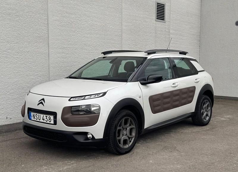 Begagnad Citroën C4 Cactus 92 HK (67 kW) 2014 Halvkombi