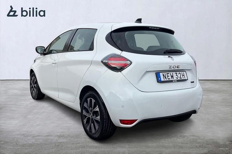 Begagnad Renault Zoe Evolution 80 kW (110 HK) 2022 Vit Halvkombi