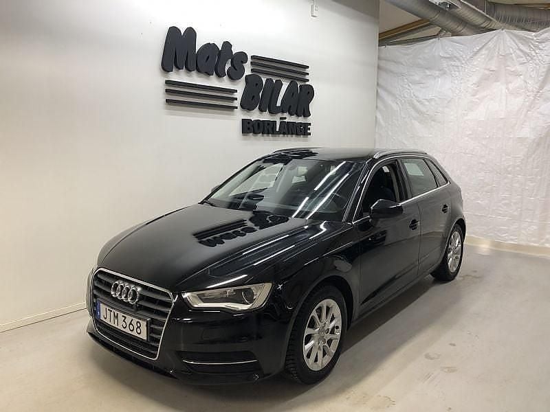 Svart Begagnad 2015 Audi A3 Sportback Halvkombi | 134 900 kr - Bild 1/4