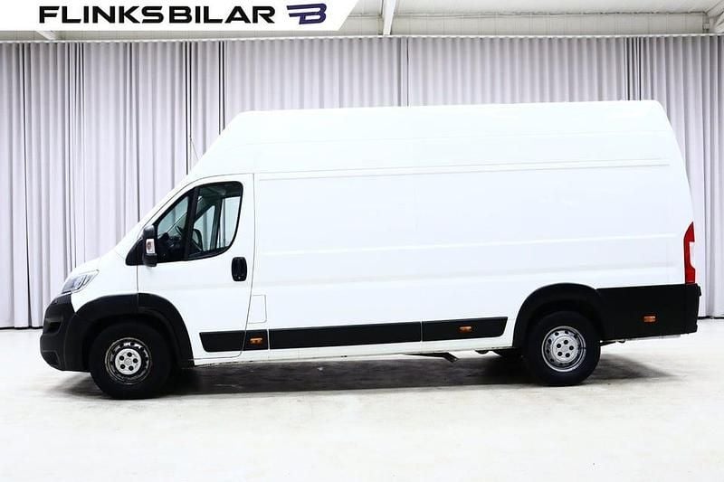 Vit Begagnad 2018 Citroën Jumper Minibuss | 169 800 kr (Lite dyr) - Bild 1/4