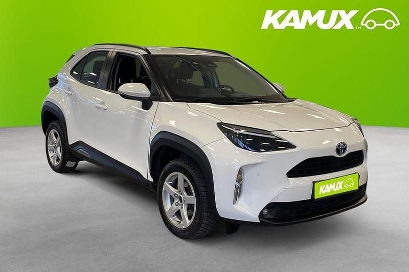 Okänd Begagnad 2023 Toyota Yaris Cross Active SUV | 214 900 kr (Superpris) - Bild 1/3