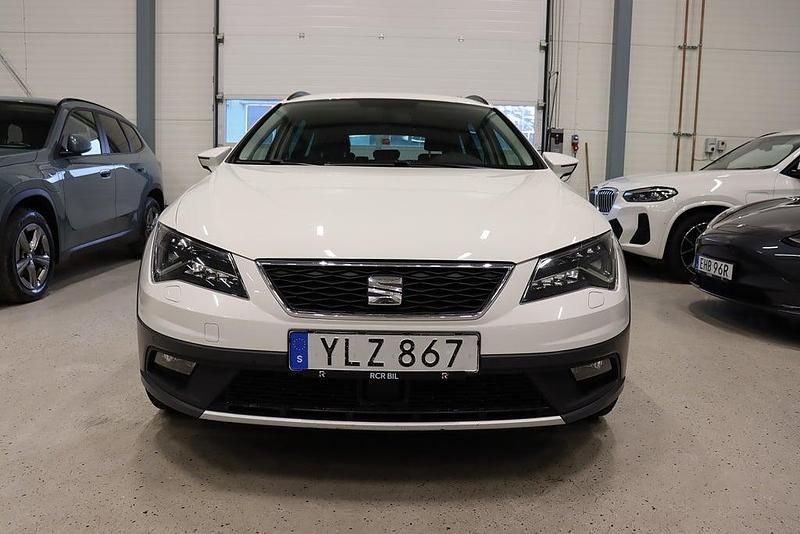 Begagnad Seat Leon X-Perience 125 HK (91 kW) 2017 Vit Kombi