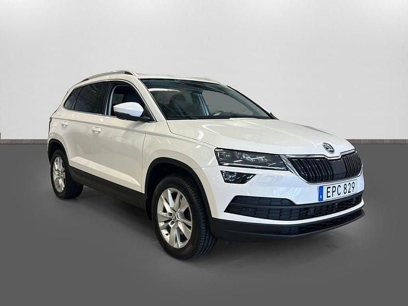 Begagnad Skoda Karoq Business Line 150 HK (110 kW) 2018 Vit SUV