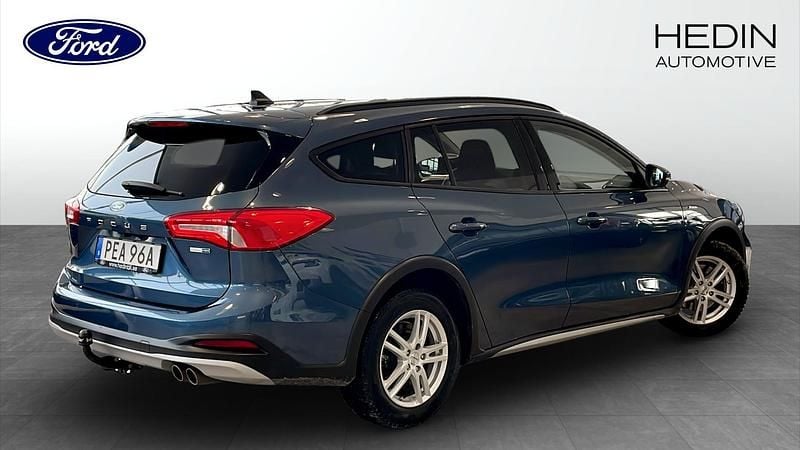 Begagnad Ford Focus Active 125 HK (91 kW) 2021 Blå Kombi