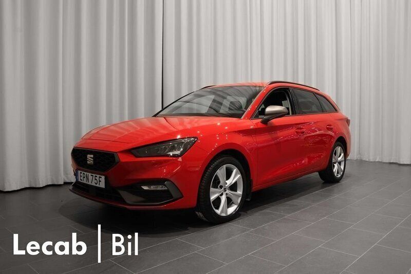 Röd Begagnad 2022 Seat Leon FR Kombi | 239 500 kr (Marknadspris) - Bild 1/4