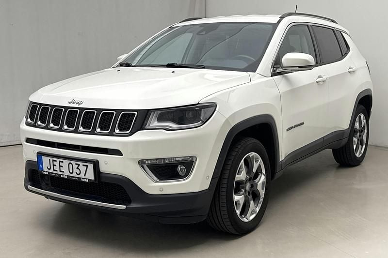 Vit Begagnad 2018 Jeep Compass SUV | 132 000 kr (Superpris) - Bild 1/4