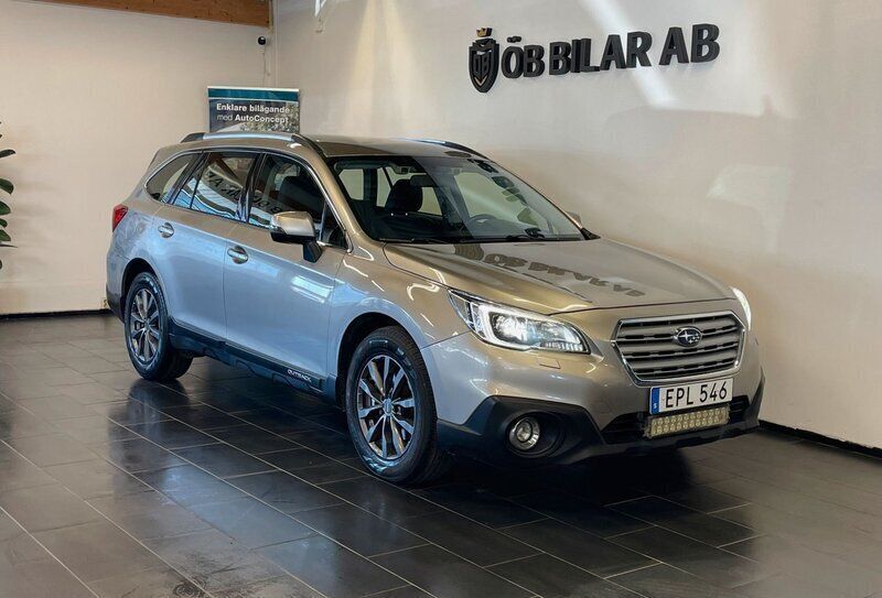Ljusbrun (brun) Begagnad 2015 Subaru Outback SUV | 134 900 kr (Marknadspris) - Bild 1/4