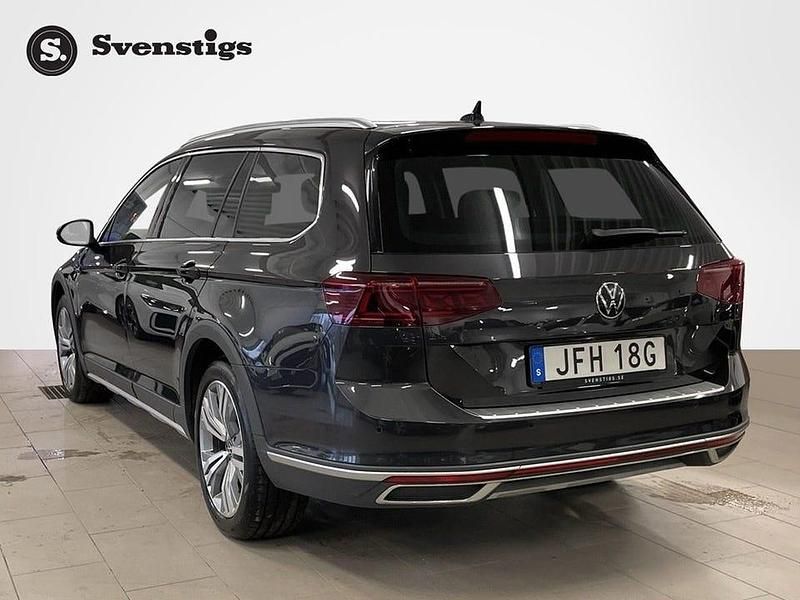 Begagnad VW Passat Alltrack 200 HK (147 kW) 2022 Mörkgrå Kombi