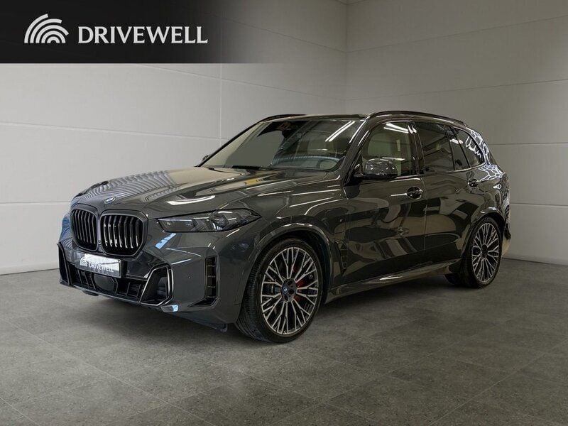 Begagnad 2025 BMW X5 M Sport SUV | 1 249 000 kr - Bild 1/4