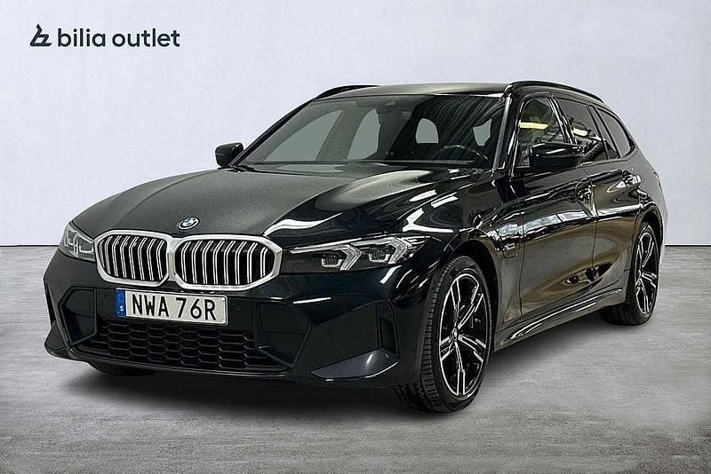 Begagnad BMW 330 M Sport 292 HK (214 kW) 2023 Svart Kombi
