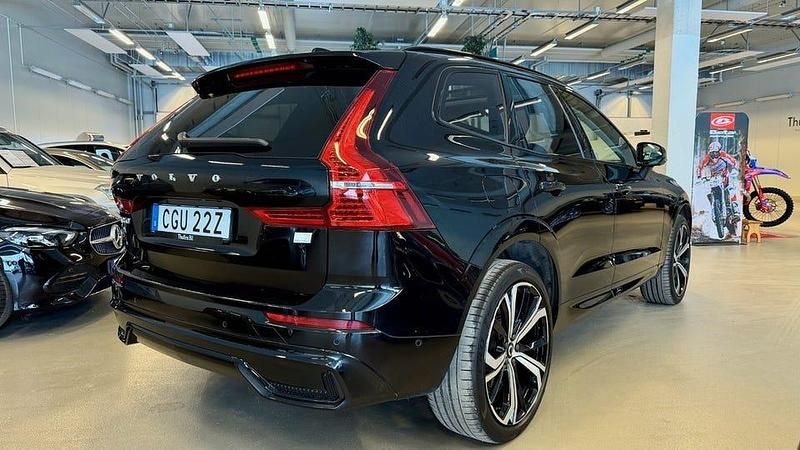 Begagnad Volvo XC60 Ultimate 456 HK (335 kW) 2023 Svart SUV