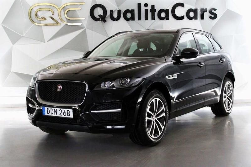 Svart Begagnad 2019 Jaguar F-Pace R-Sport SUV | 219 900 kr (Marknadspris) - Bild 1/4