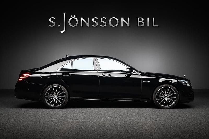 Begagnad Mercedes S560 AMG 551 HK (405 kW) 2018 Obsidiansvart metallic Sedan
