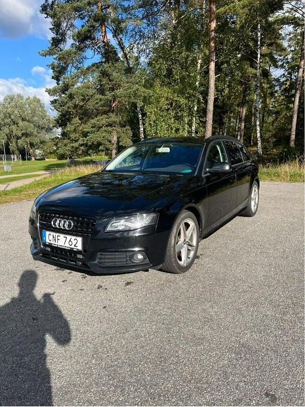 Svart Begagnad 2011 Audi A4 Kombi | 79 500 kr (Bra pris) - Bild 1/4